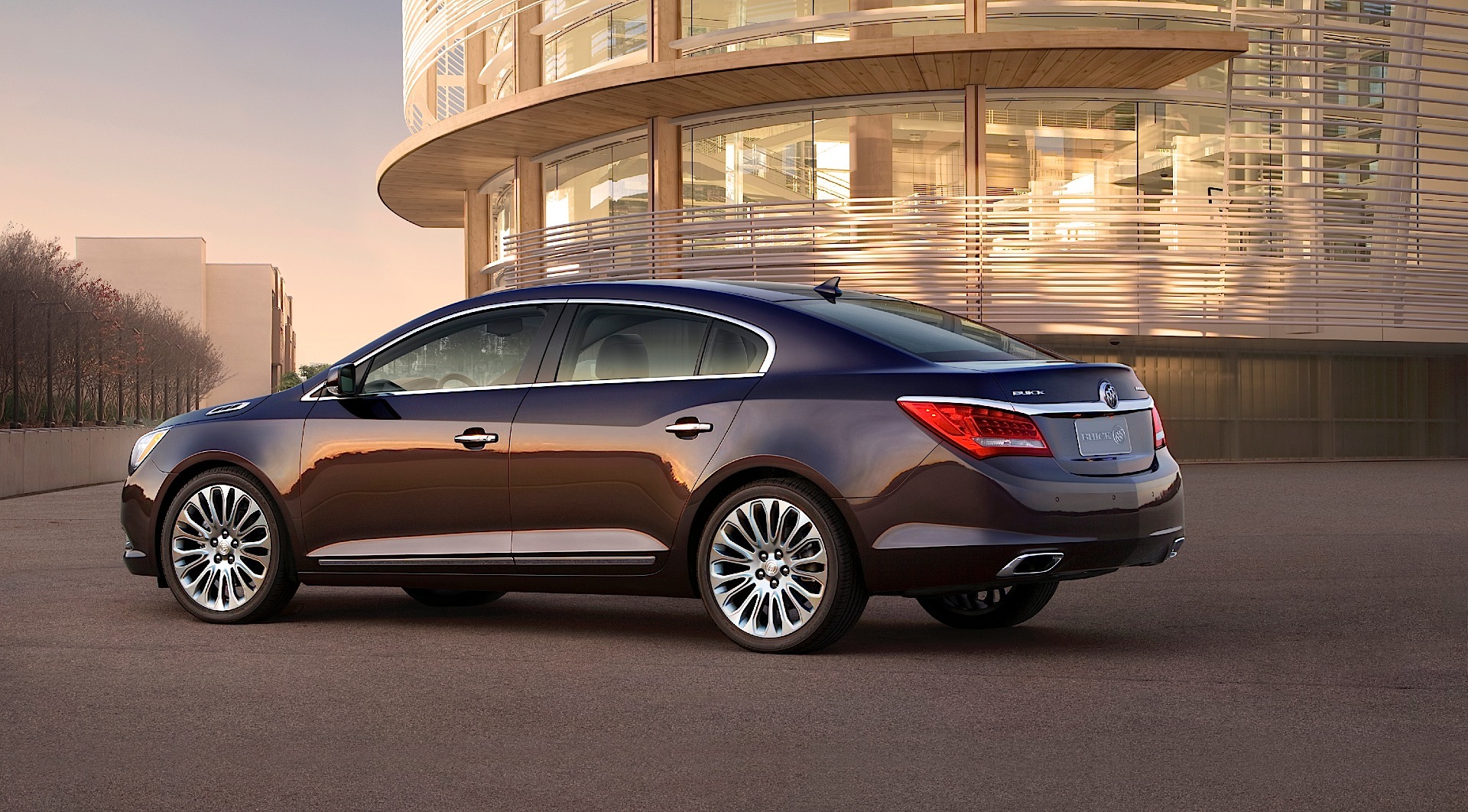 Buick Lacrosse photo 11
