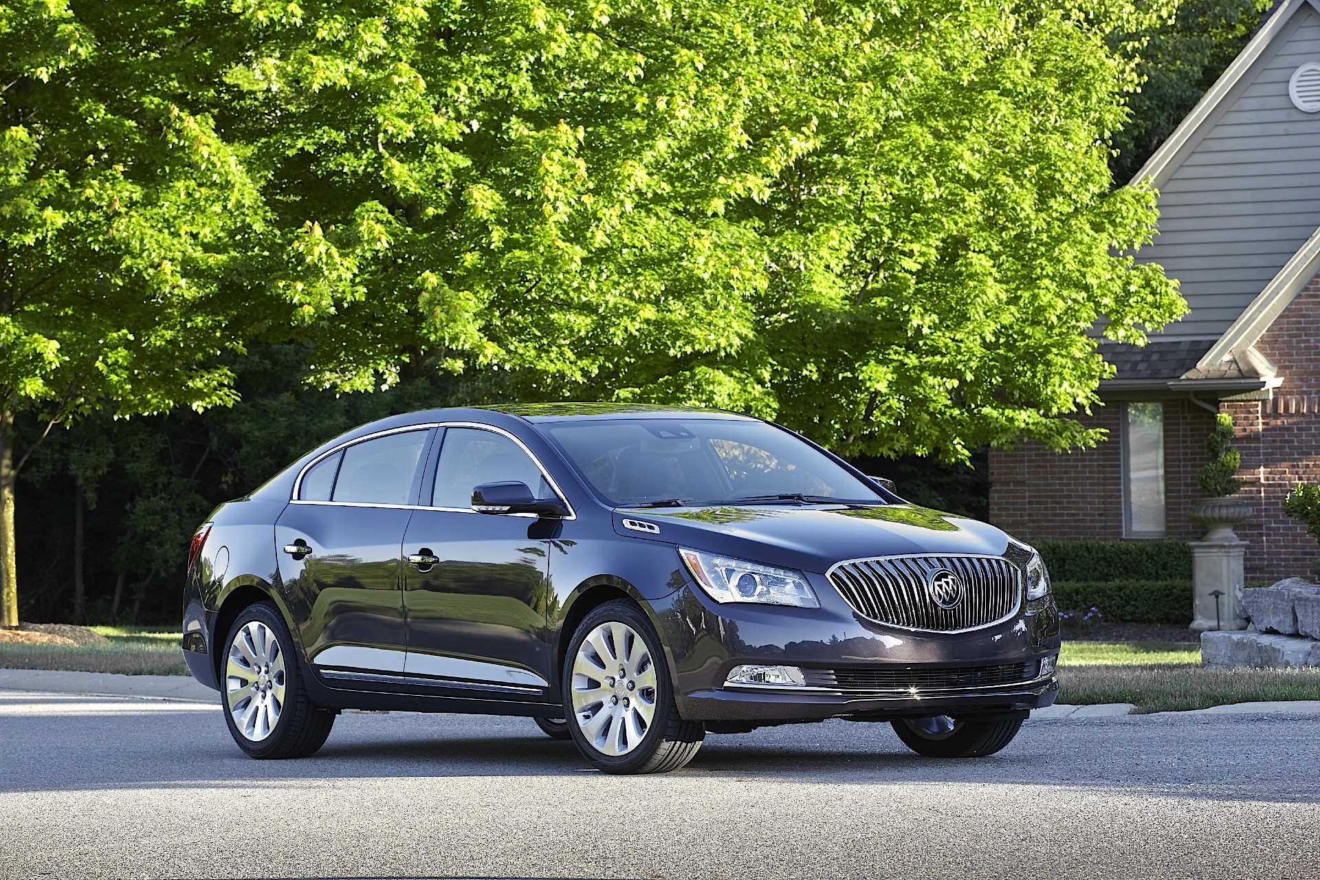 Buick Lacrosse photo 20