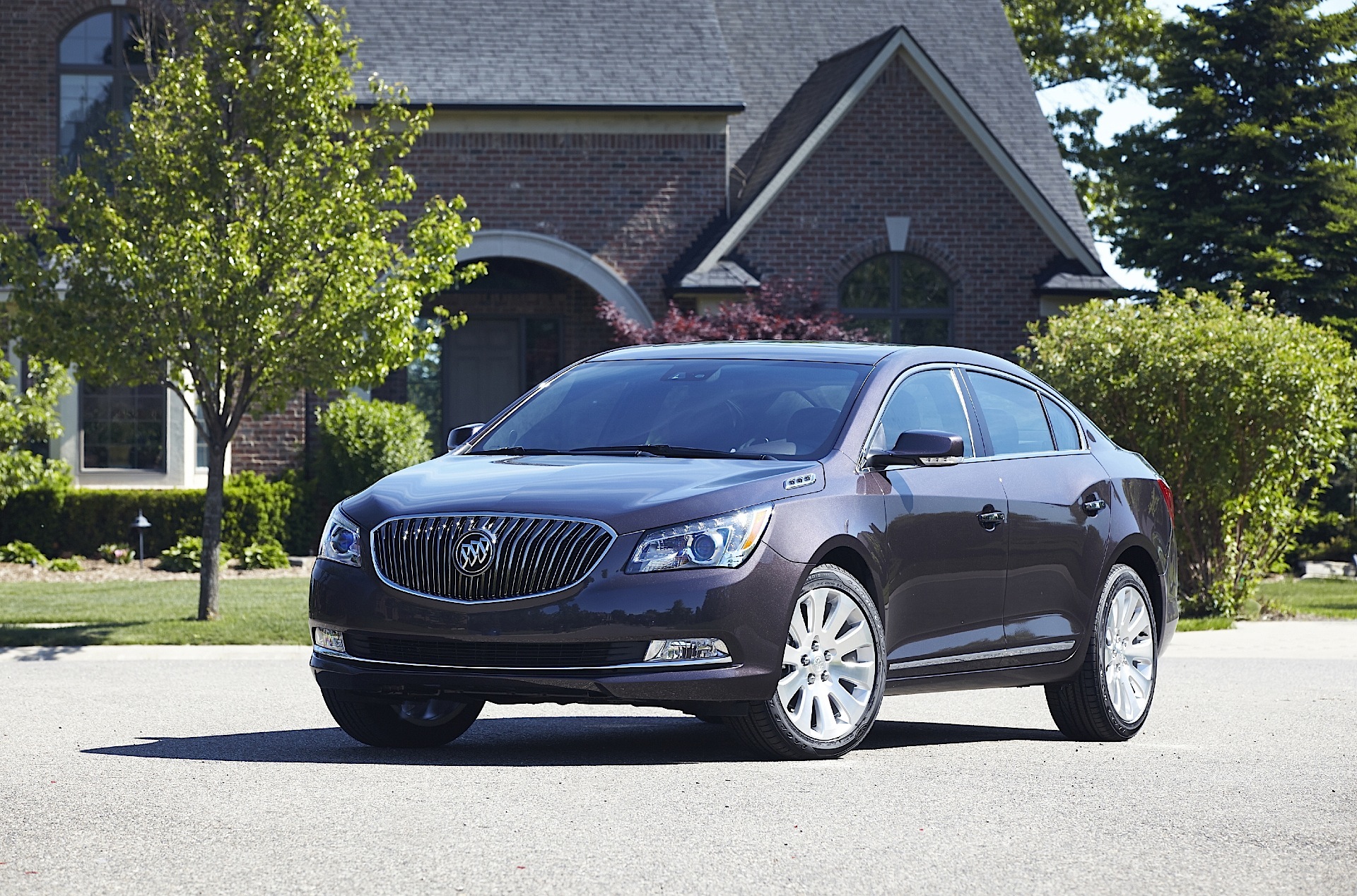 Buick Lacrosse photo 21