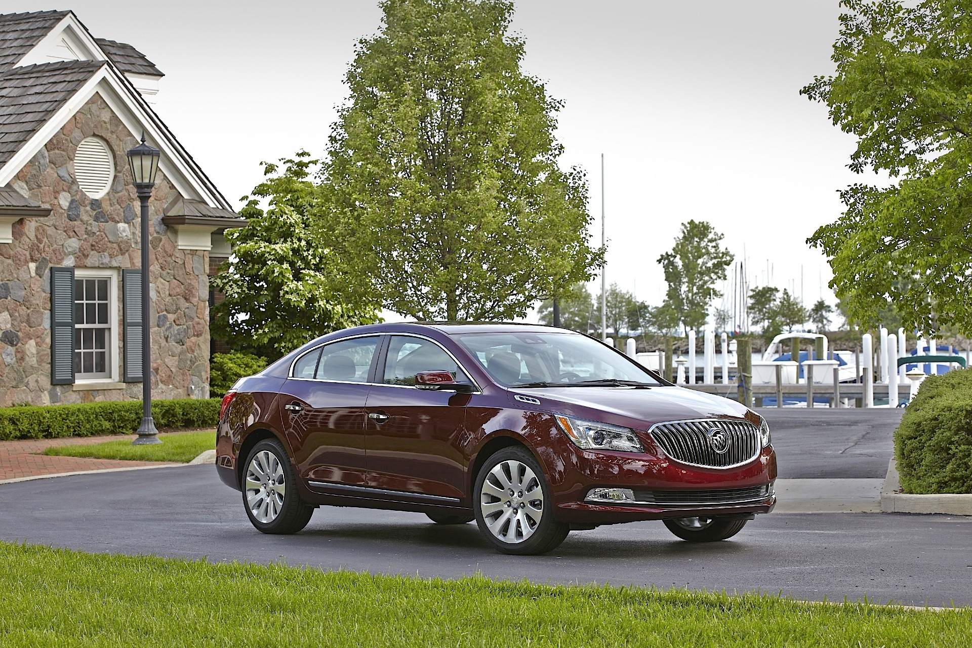 Buick Lacrosse photo 27