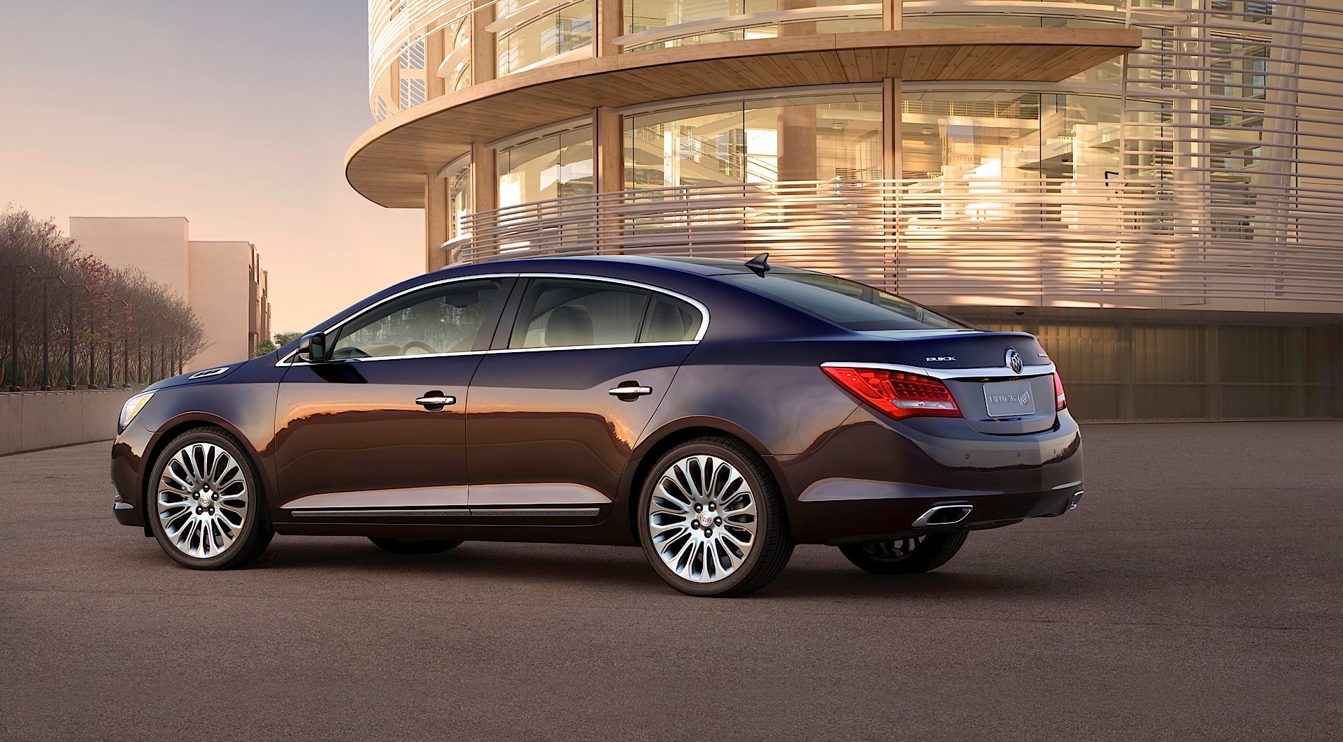 Buick Lacrosse photo 32