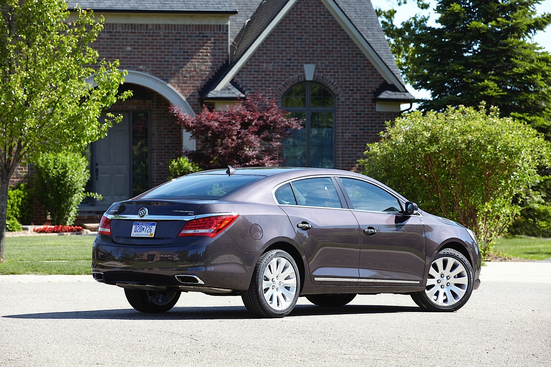 Buick Lacrosse photo 45