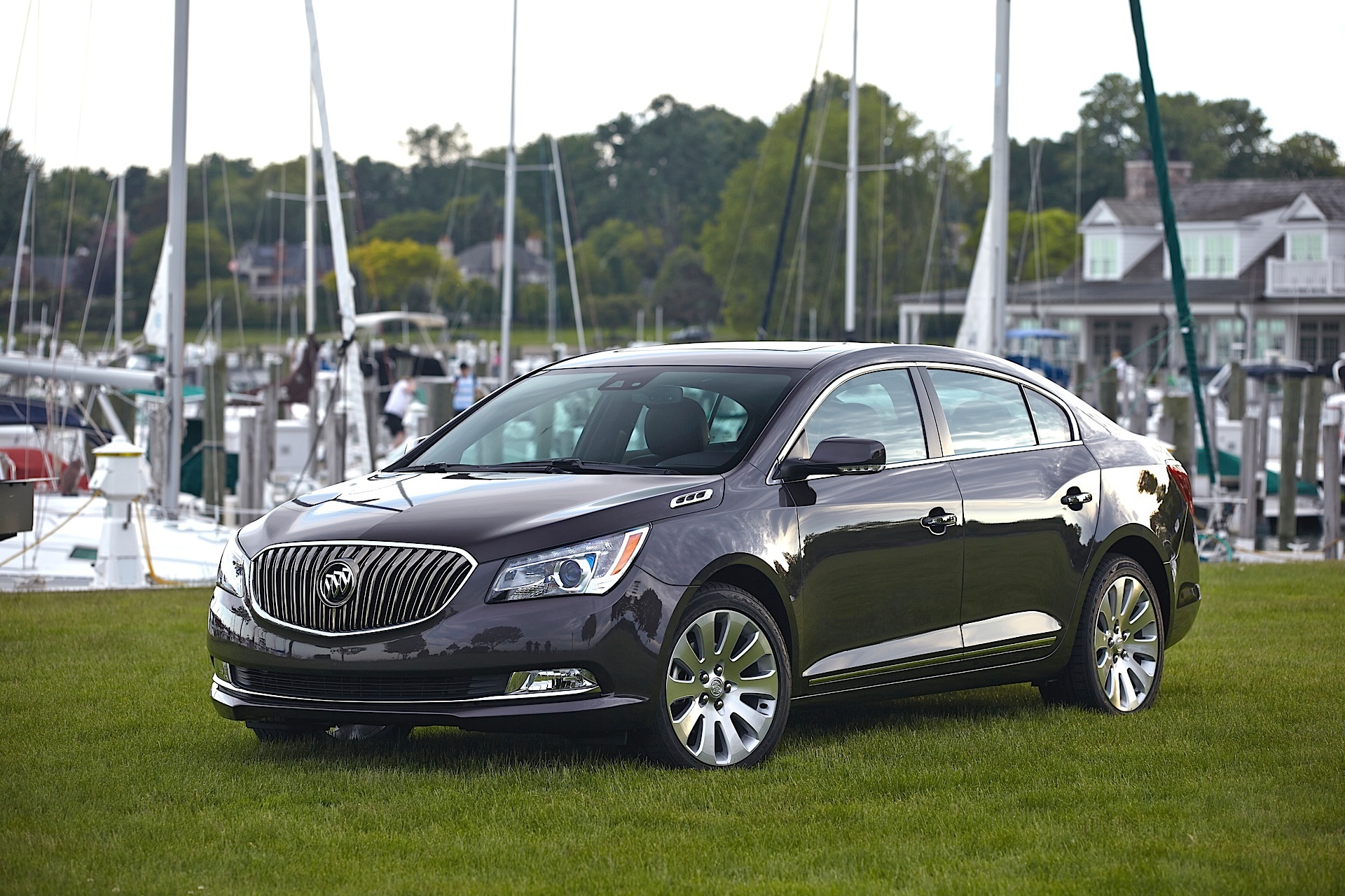 Buick Lacrosse photo 51