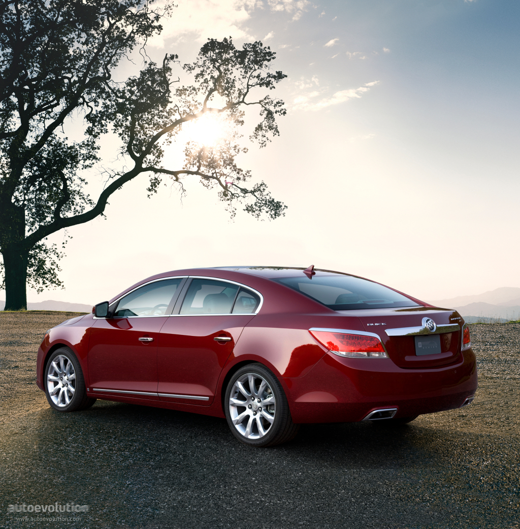 Buick Lacrosse photo 7