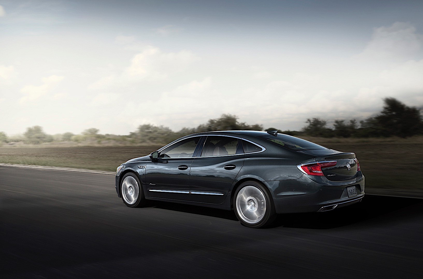 Buick Lacrosse photo 5