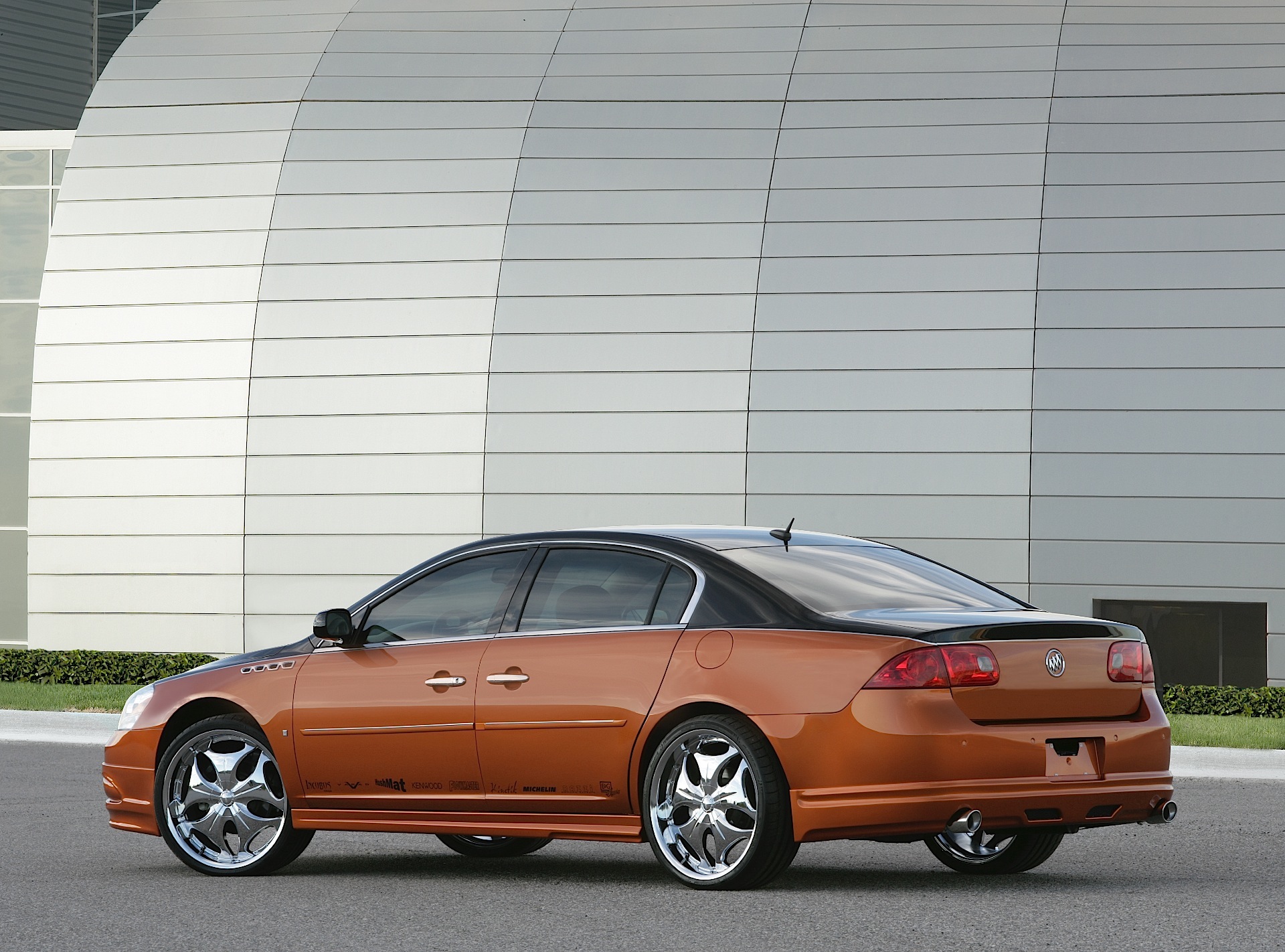 Buick Lucerne photo 73