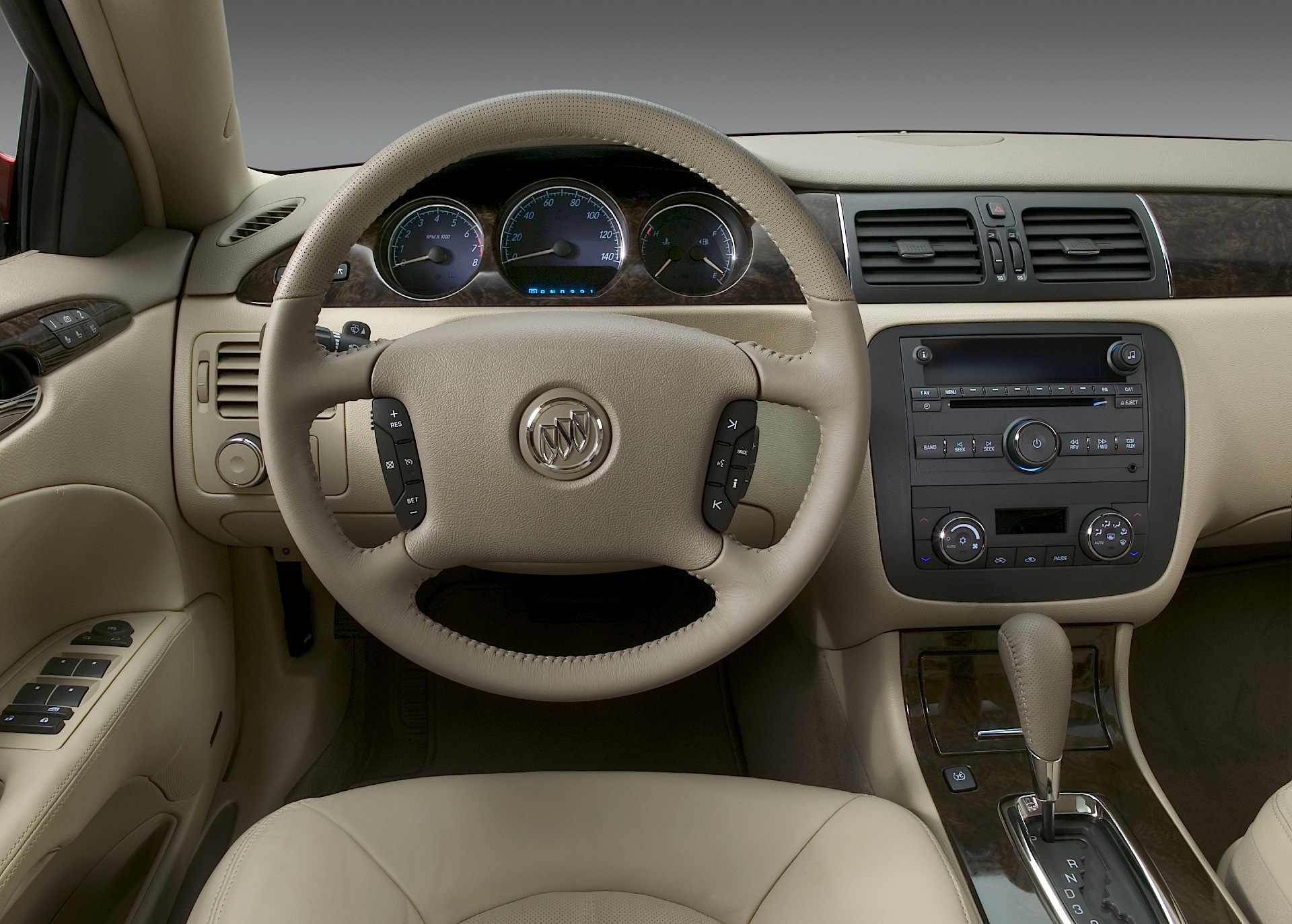 Buick Lucerne photo 84