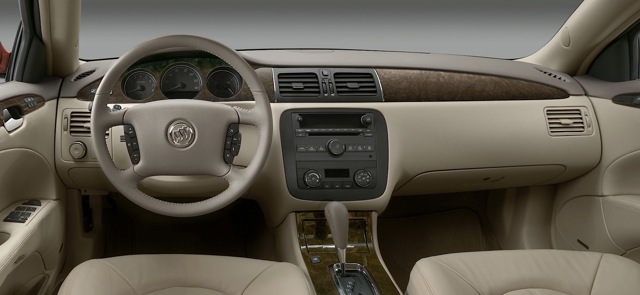 Buick Lucerne photo 91