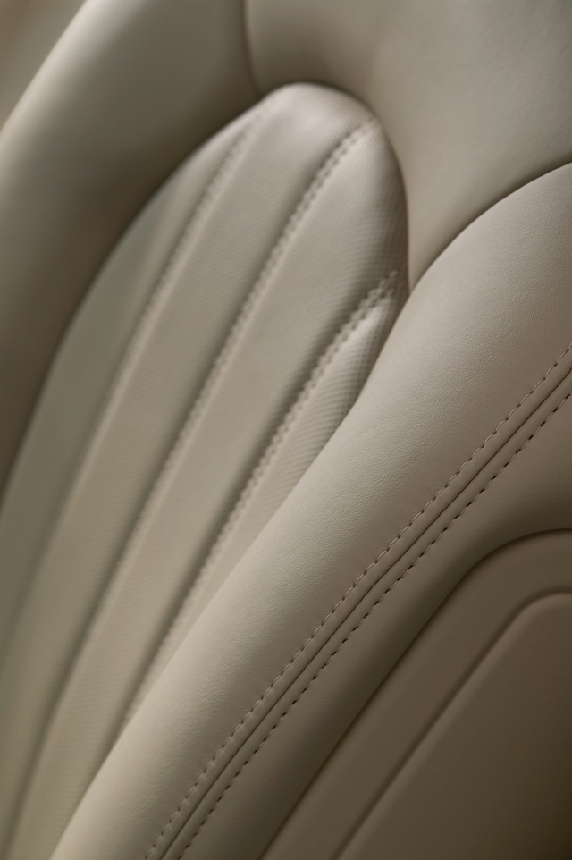 Buick Lucerne photo 92