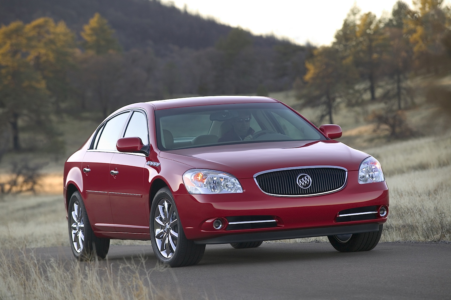 Buick Lucerne photo 25
