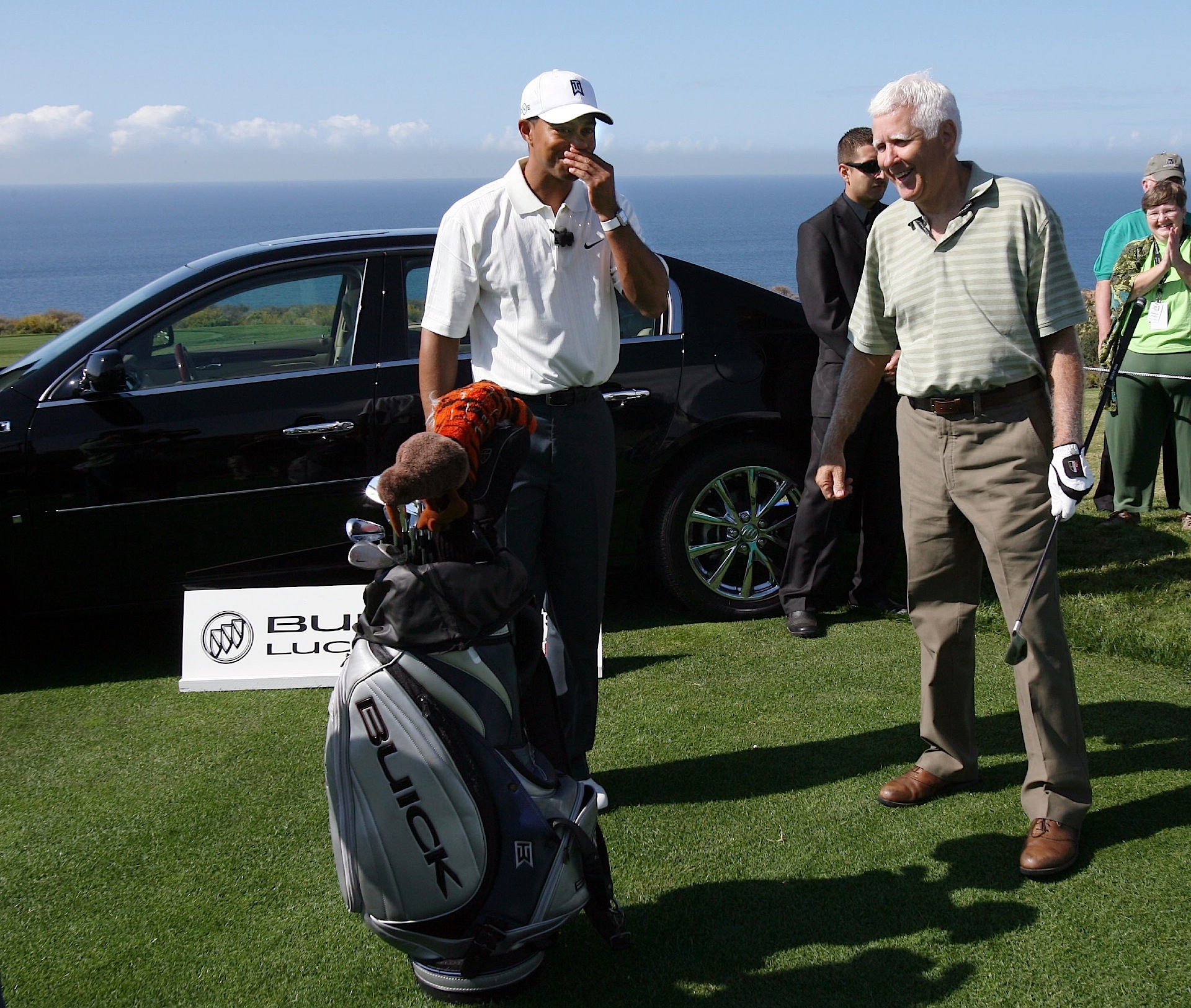 Buick Lucerne photo 54