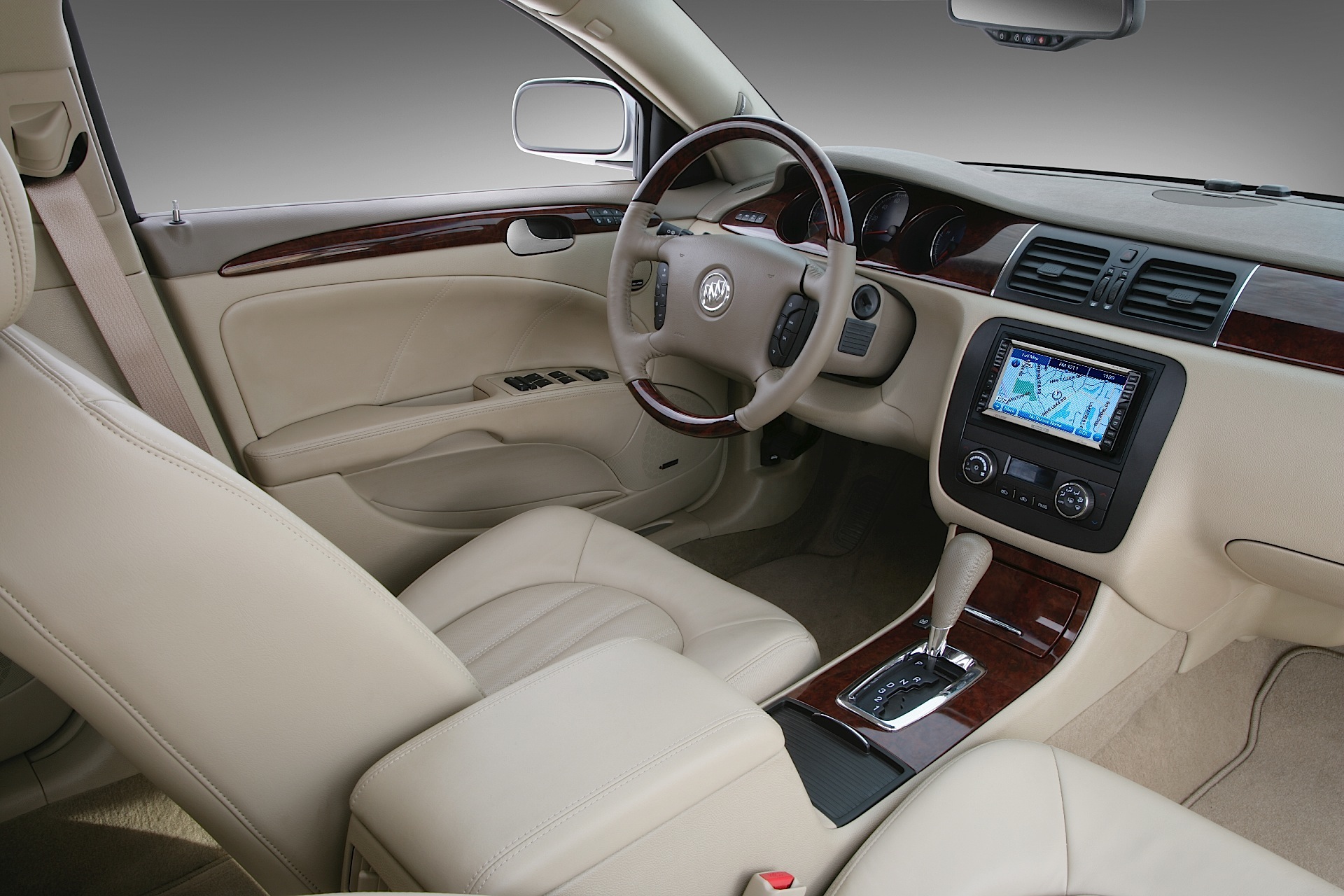 Buick Lucerne photo 65