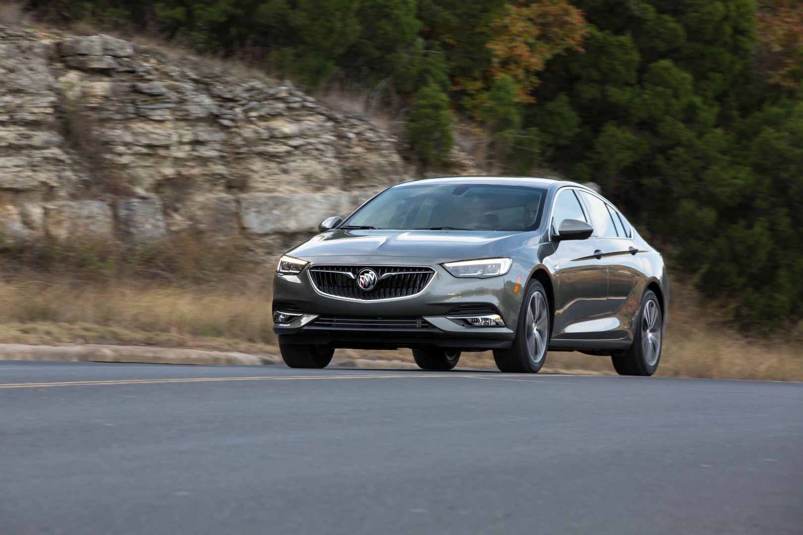 Buick Regal Sportback photo 6