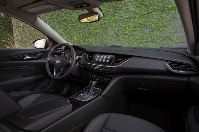 Buick Regal Sportback photo 17