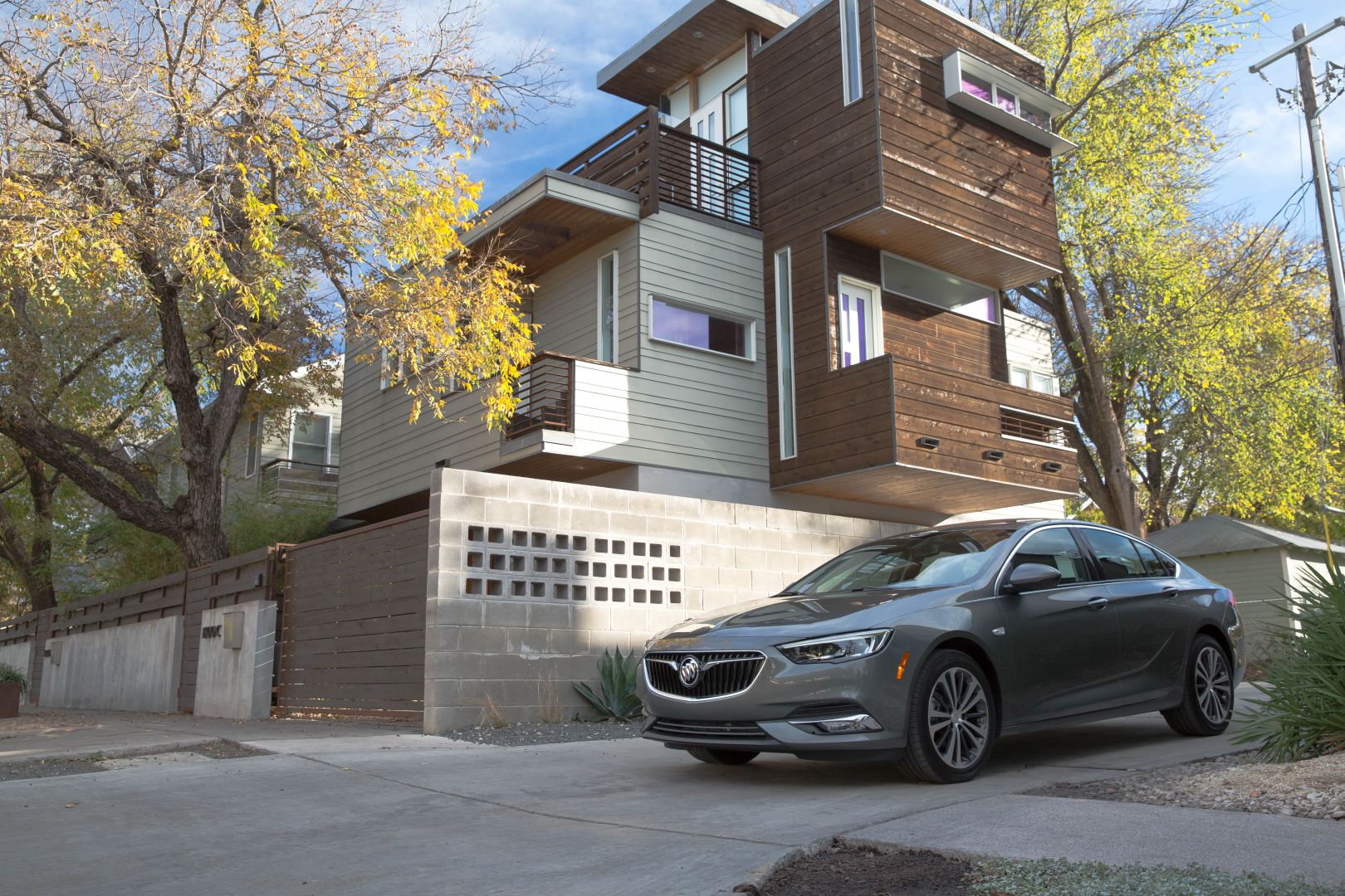 Buick Regal Sportback photo 3