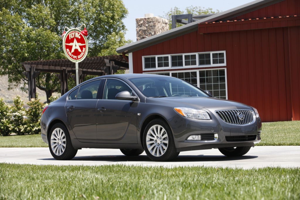 Buick Regal photo 2