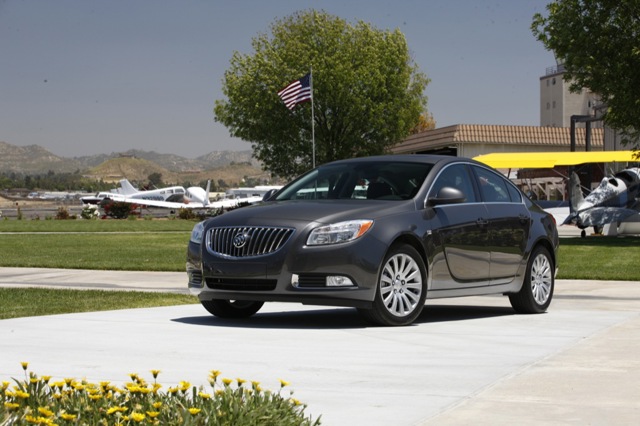 Buick Regal photo 3