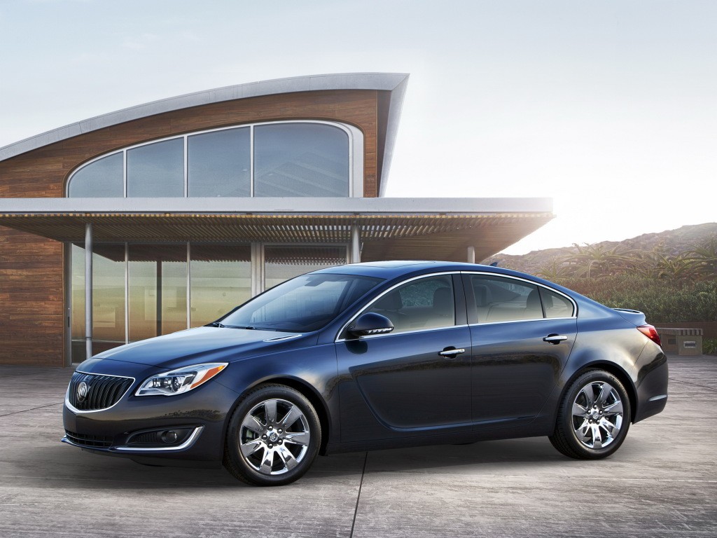 Buick Regal photo 2