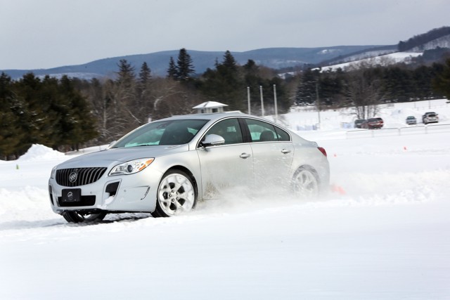 Buick Regal photo 17