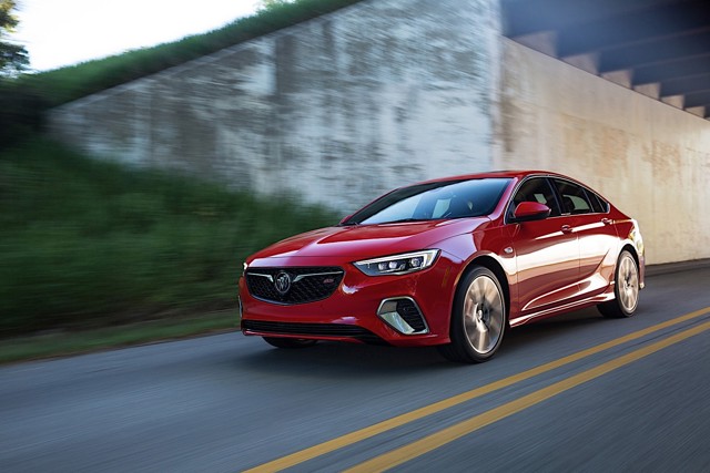 Buick Regal photo 9