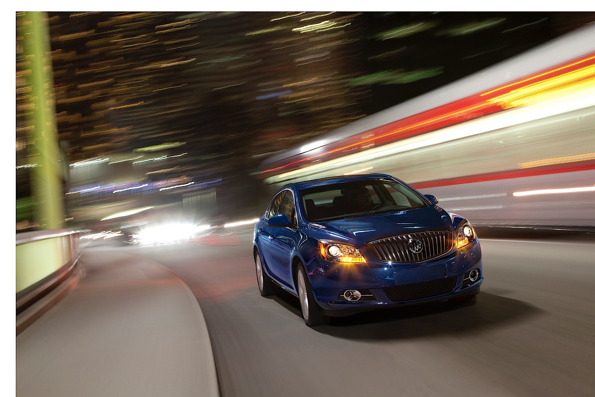 Buick Verano photo 8