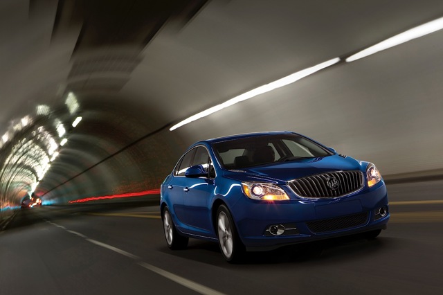 Buick Verano photo 10
