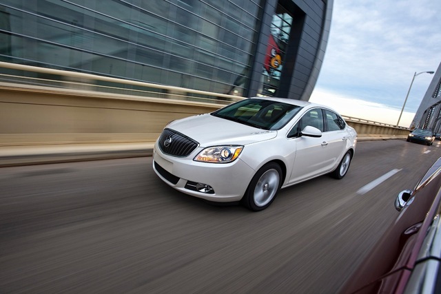 Buick Verano photo 32
