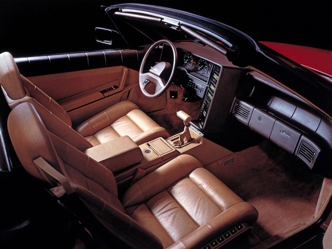 Cadillac Allante photo 36