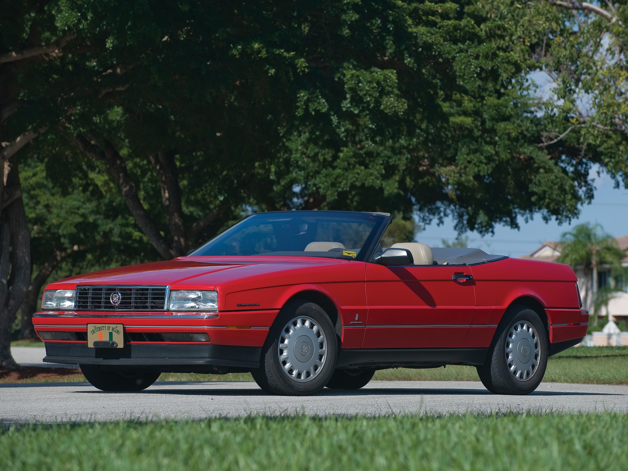Cadillac Allante photo 8