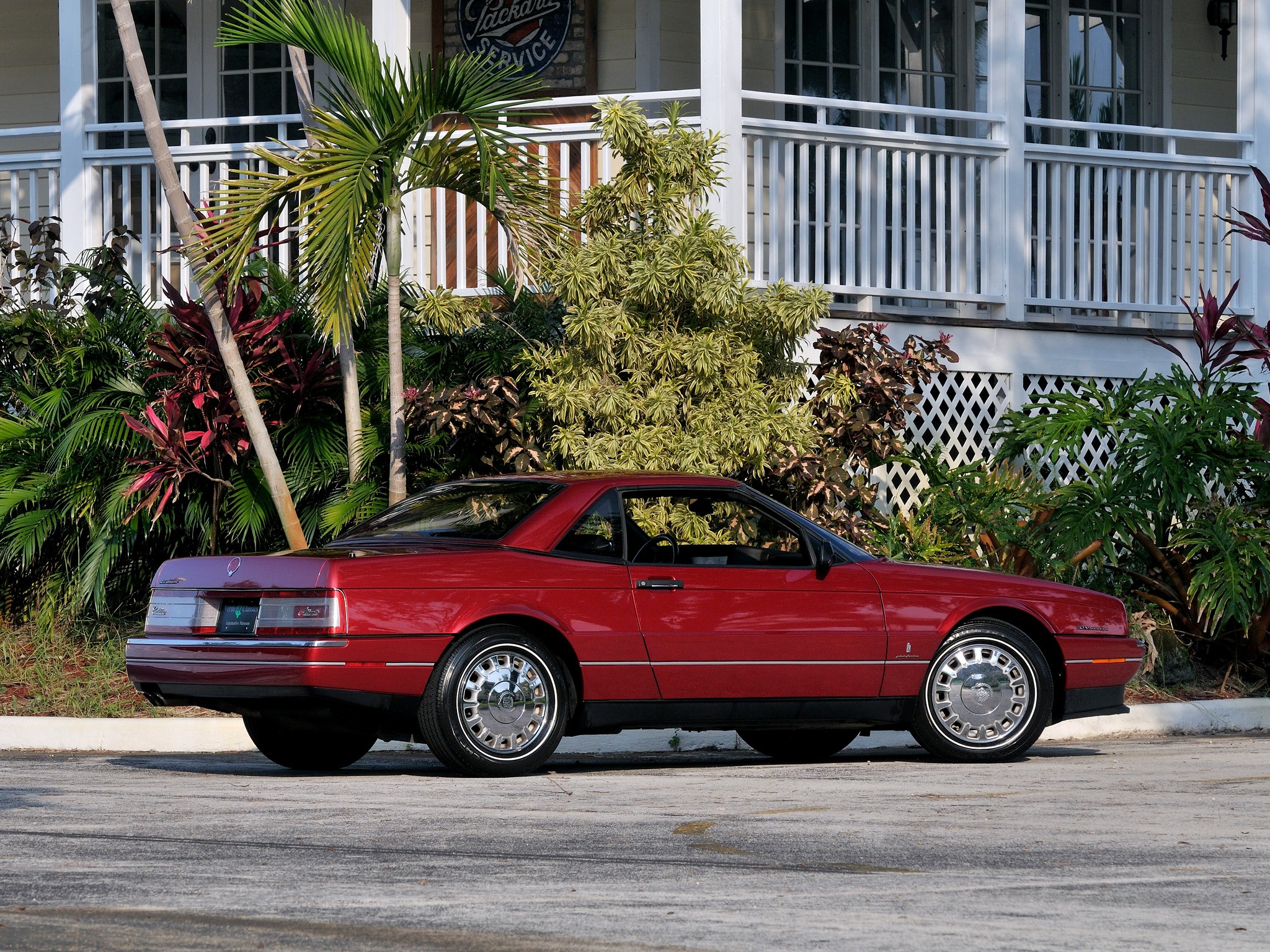 Cadillac Allante photo 12