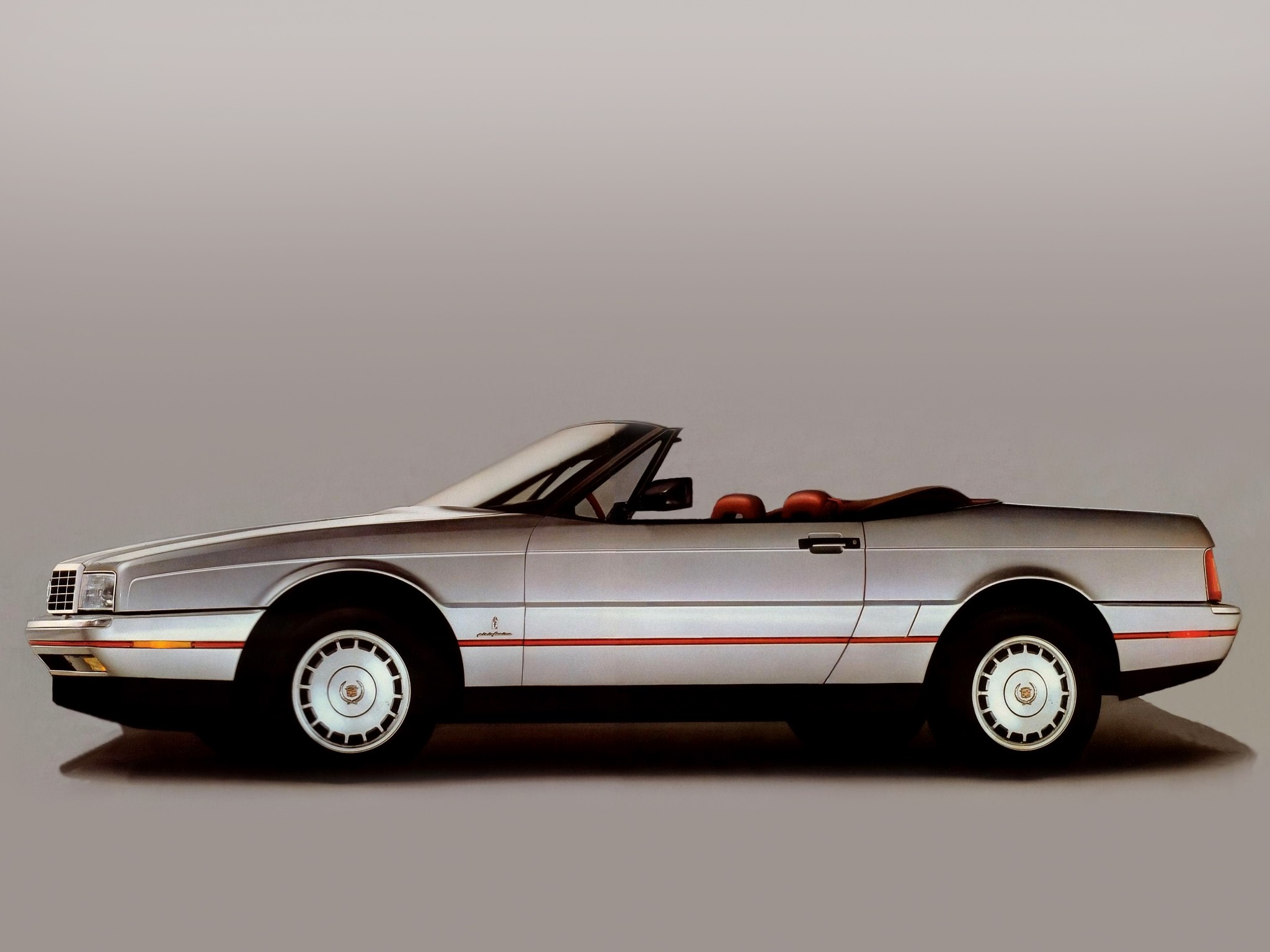 Cadillac Allante photo 16