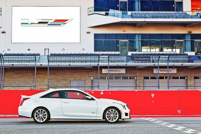 Cadillac Ats-V Coupe photo 16