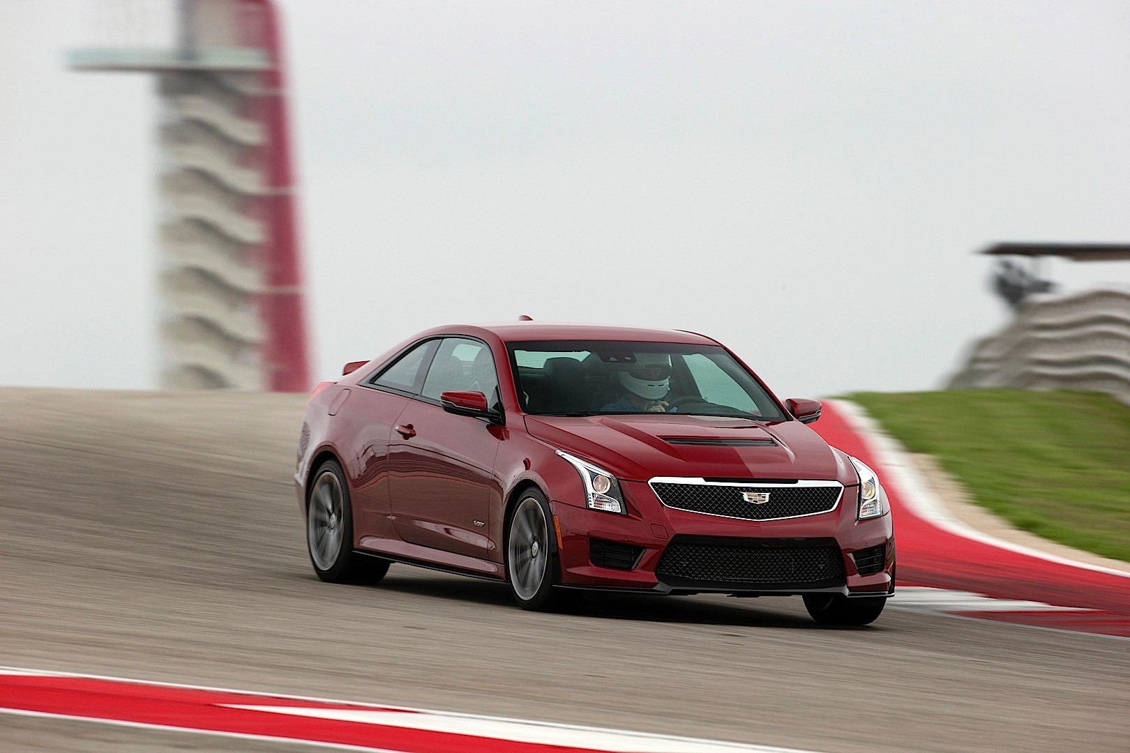 Cadillac Ats-V Coupe photo 19