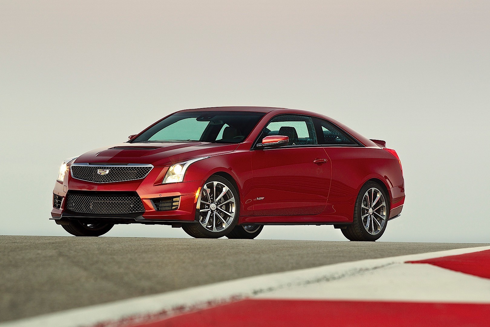 Cadillac Ats-V Coupe photo 22