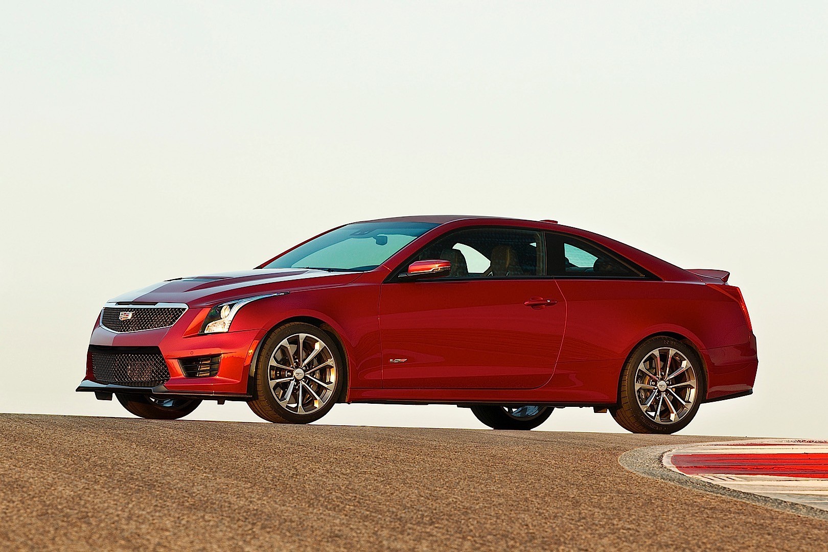 Cadillac Ats-V Coupe photo 24
