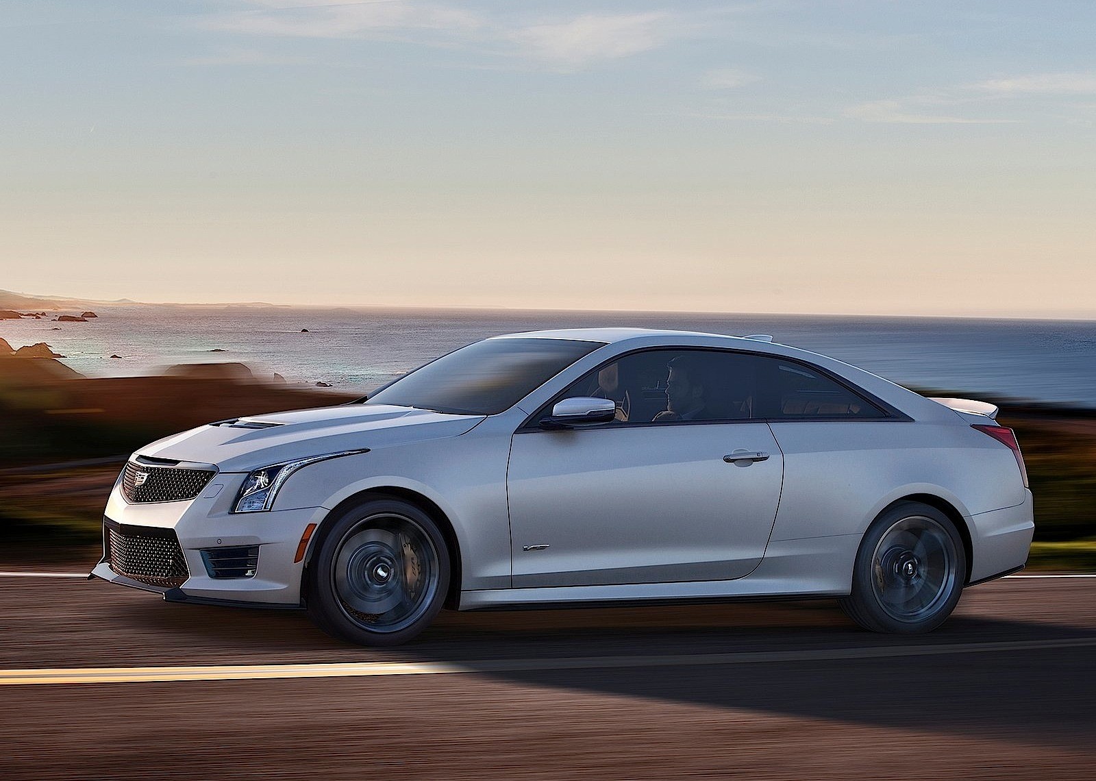 Cadillac Ats-V Coupe photo 6