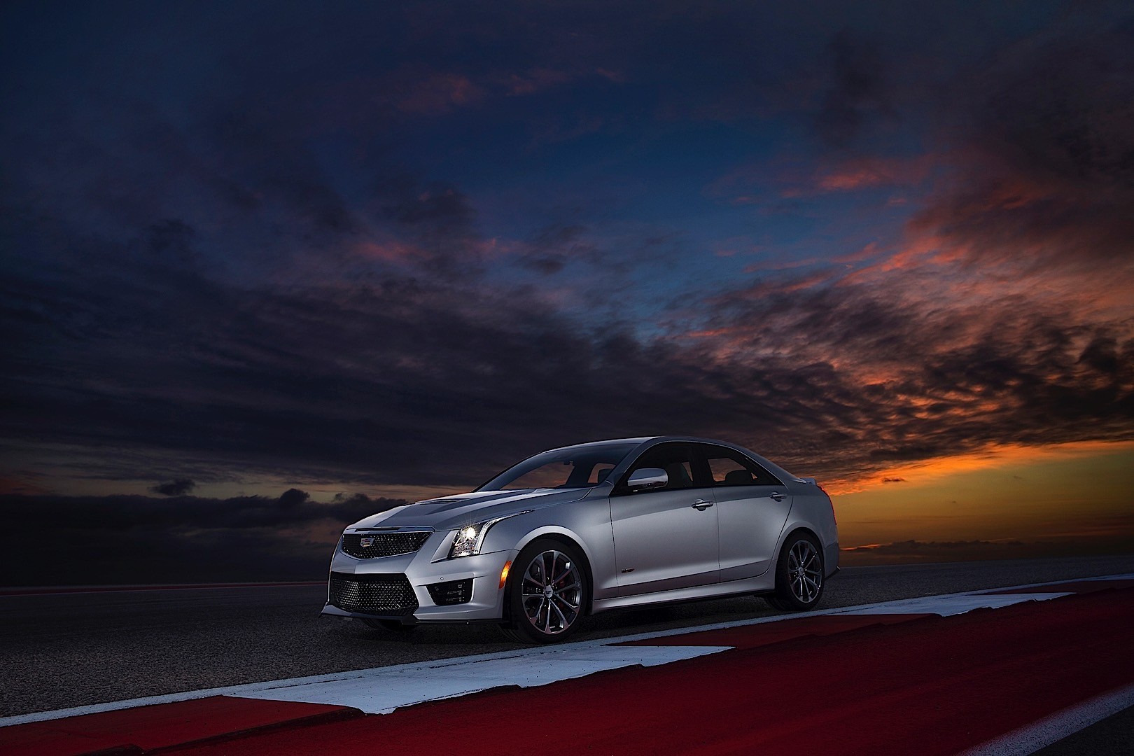 Cadillac Ats-V photo 21