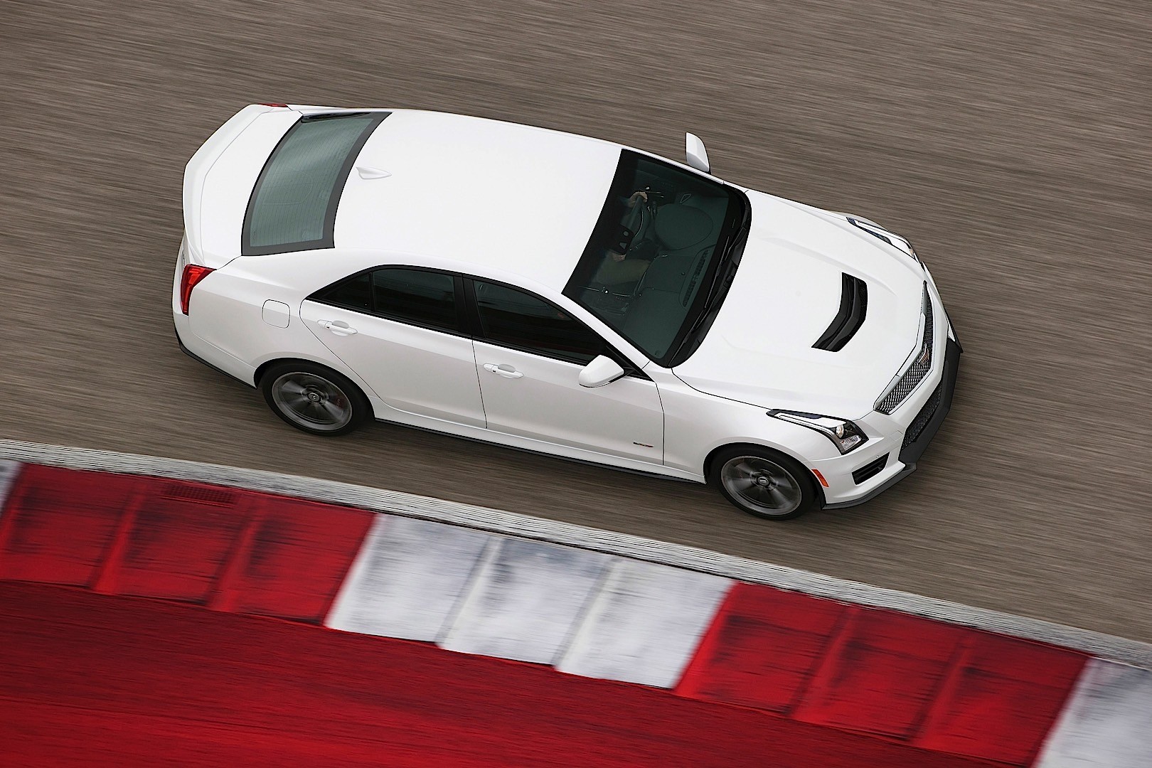 Cadillac Ats-V photo 24