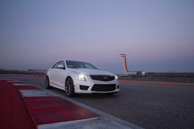 Cadillac Ats-V photo 29