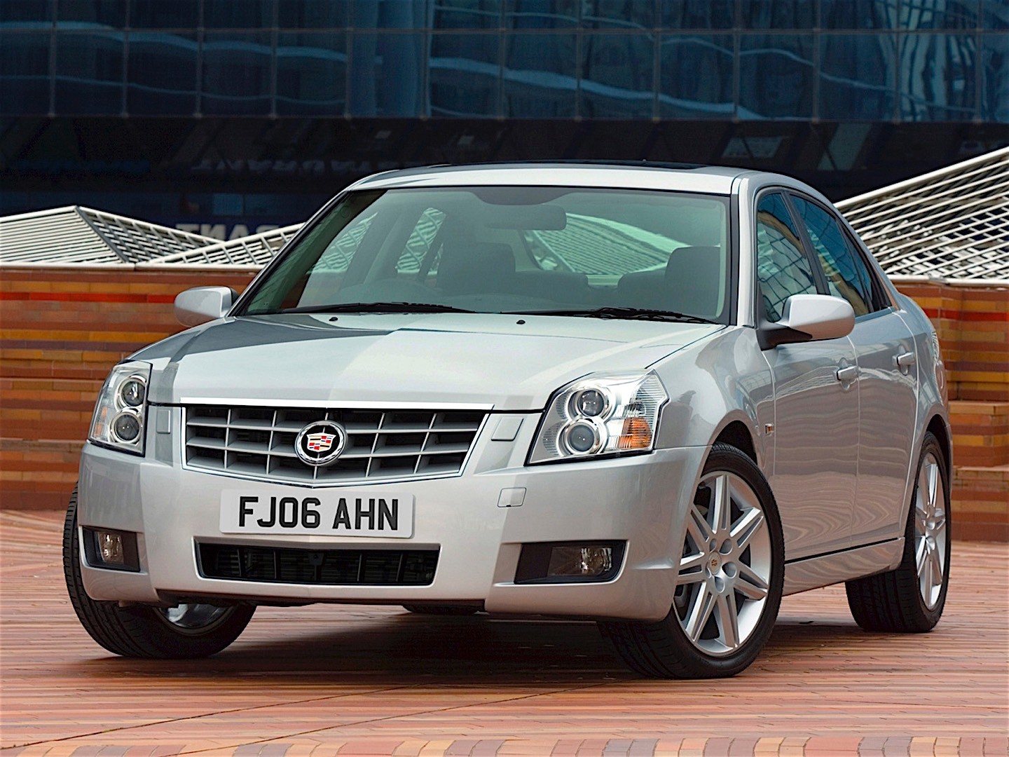 Cadillac Bls photo 38