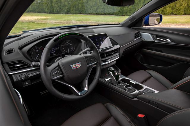 Cadillac Ct4-V photo 13