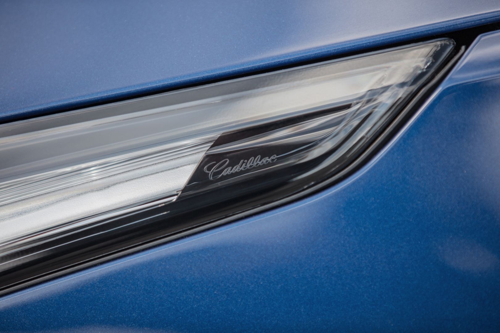 Cadillac Ct4-V photo 5