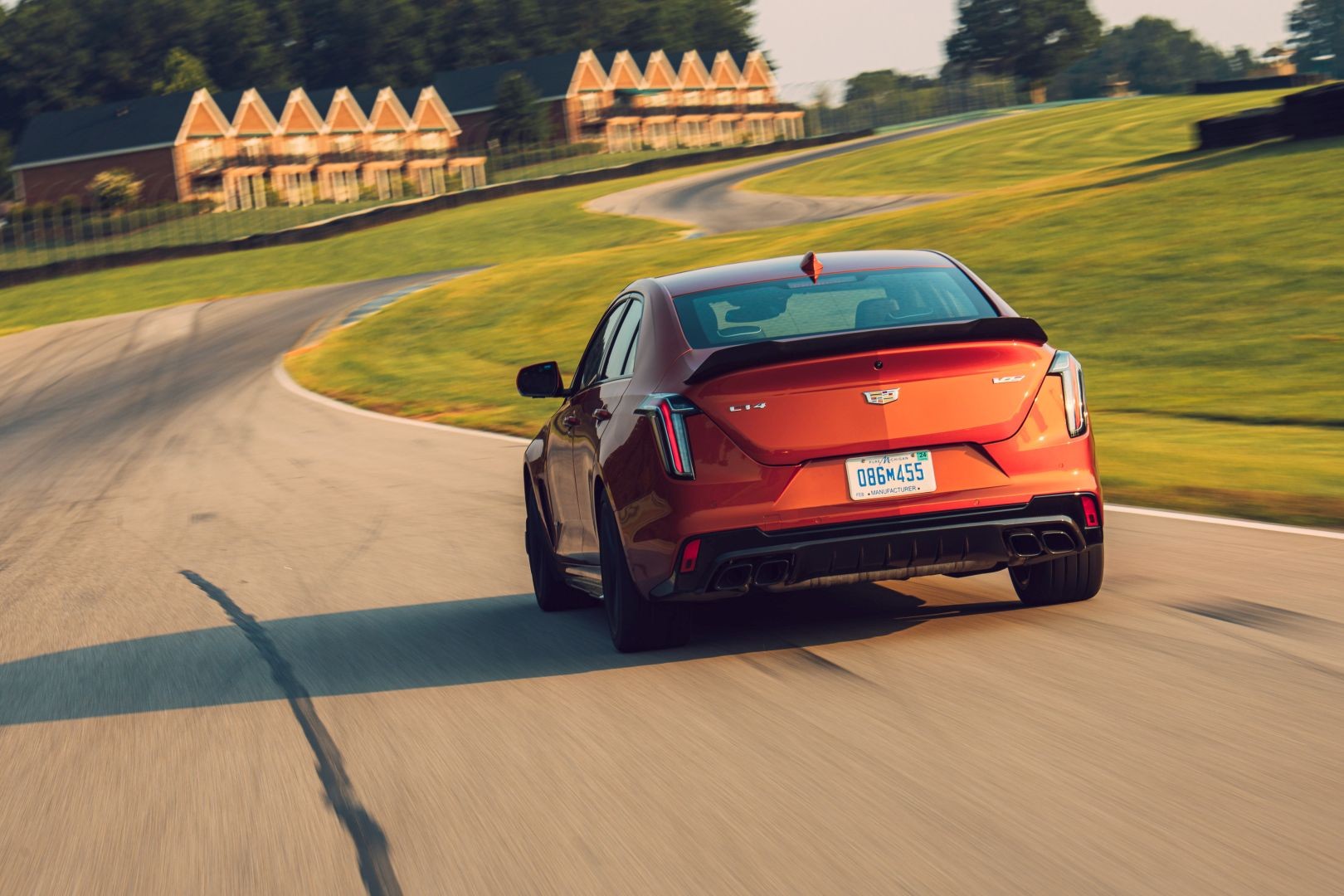 Cadillac Ct4-V photo 28