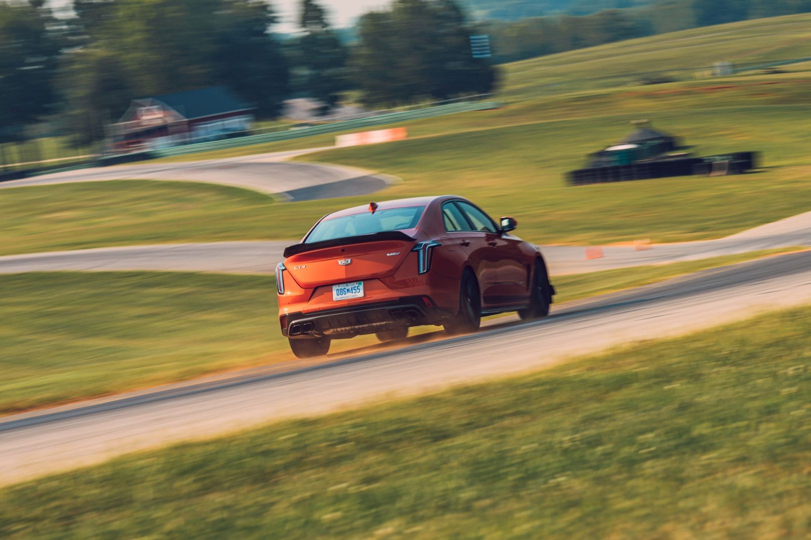 Cadillac Ct4-V photo 29