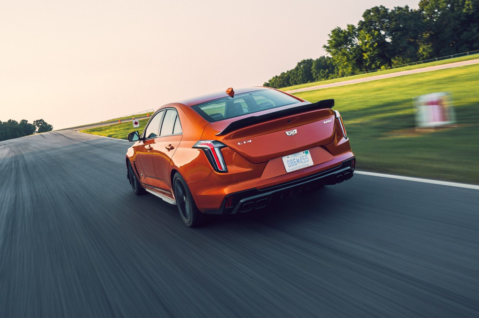 Cadillac Ct4-V photo 30