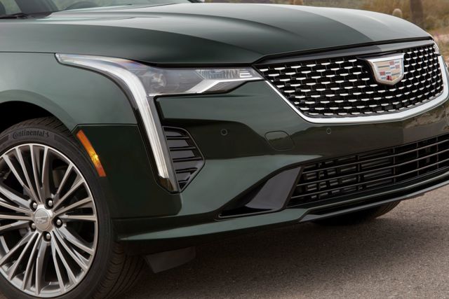 Cadillac Ct4 photo 17