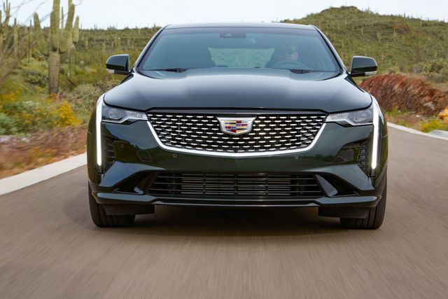 Cadillac Ct4 photo 19
