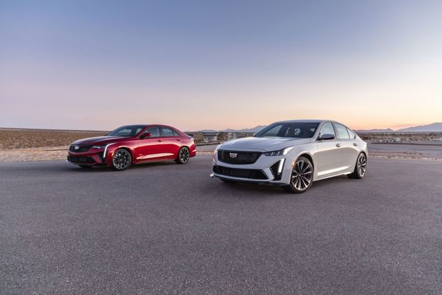 Cadillac Ct5-V photo 11