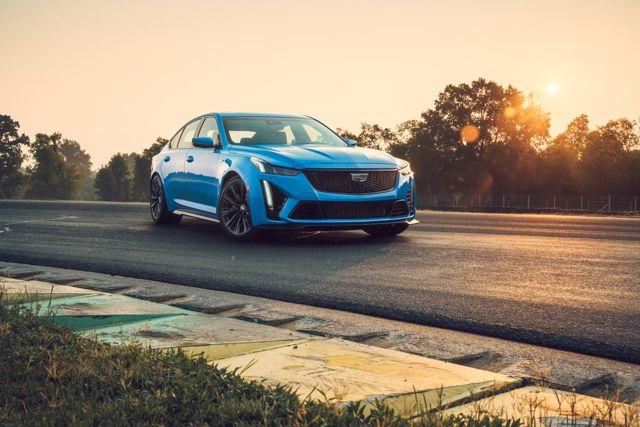 Cadillac Ct5-V photo 14