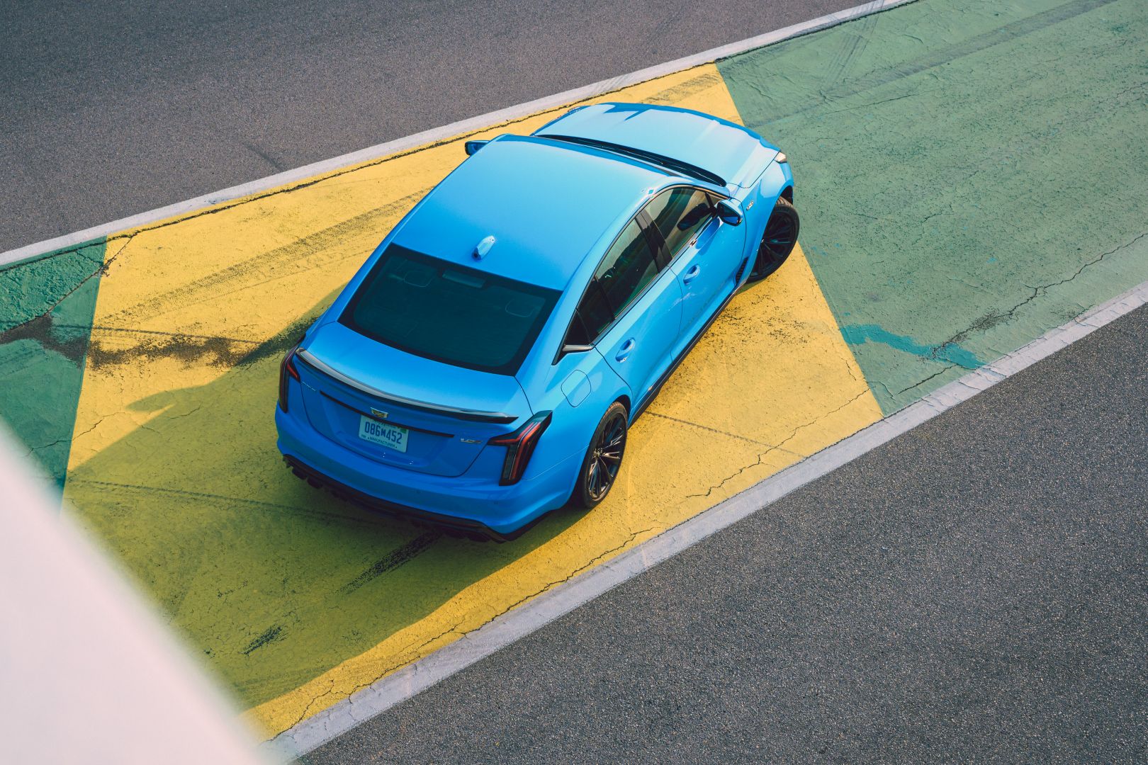 Cadillac Ct5-V photo 16